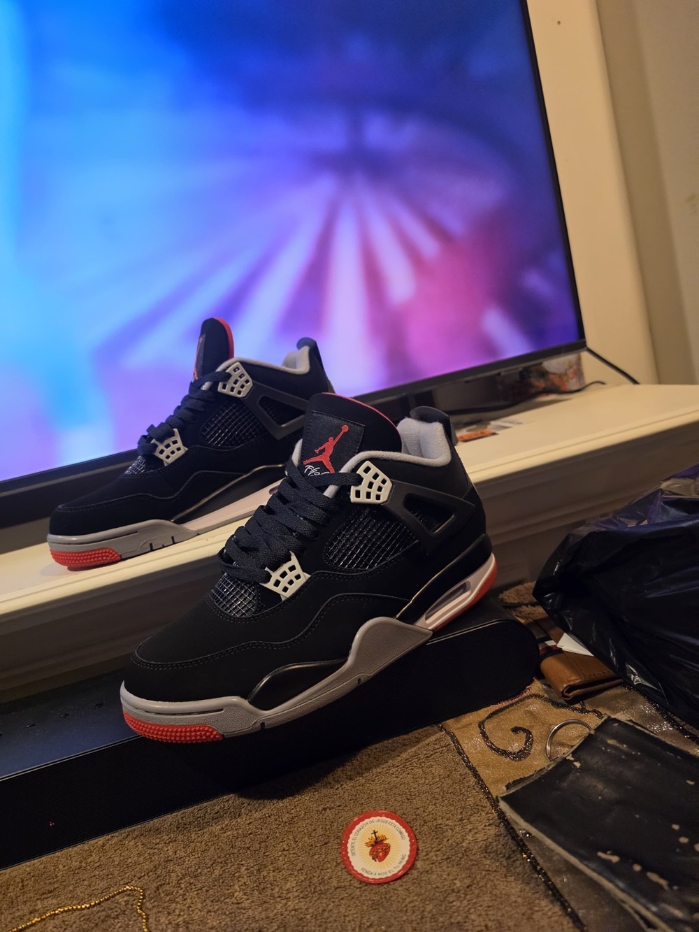 Jordan Men's Black/Grey/Red Retro Sneakers